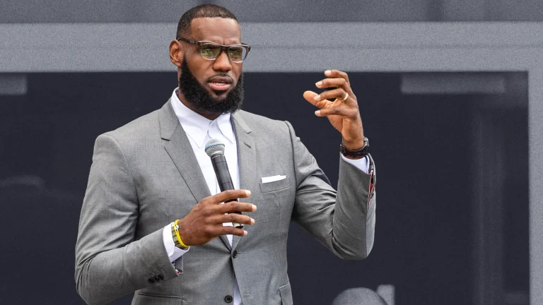 Επιχειρηματικό δαιμόνιο LeBron James