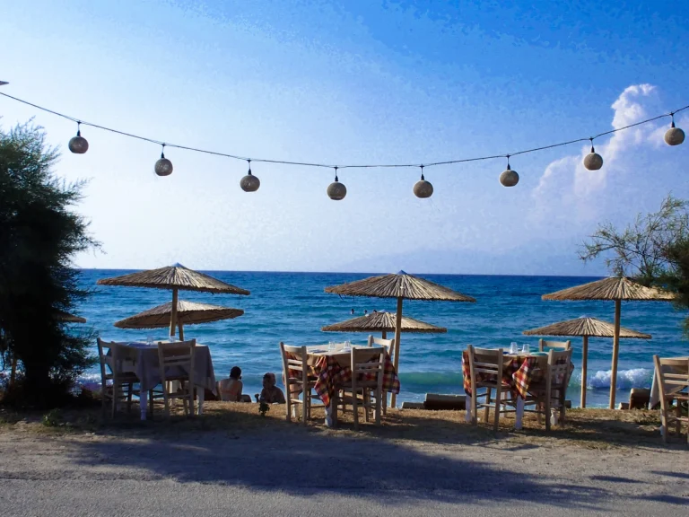 Εστίαση στα νησιά